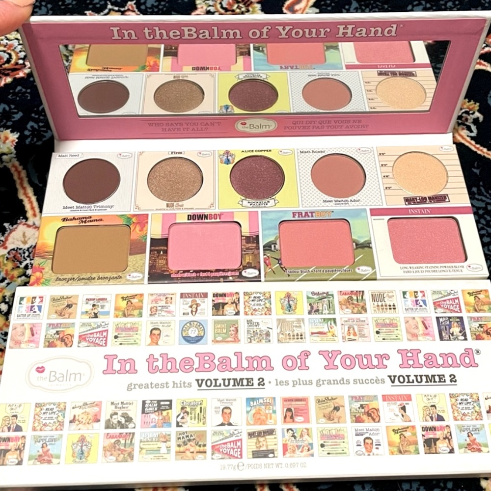 This all-in-one face palette Hard to find!